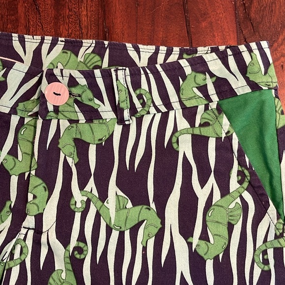 HALEY AND THE HOUND GREEN NAVY SEAHORSE SIZE 2 SHORTS - Picture 2 of 10